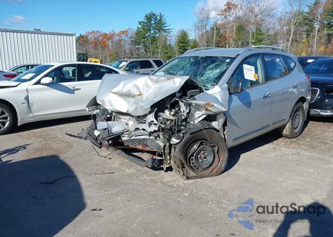 2015 Nissan Rogue Select S z USA, uszkodzony, nr VIN JN8AS5MV2FW768073